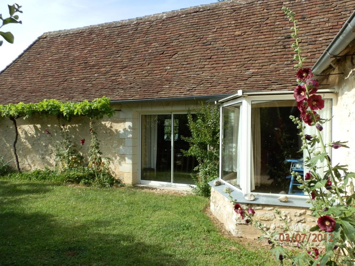 Gite De La Pouvellerie Fossemagne Luaran gambar